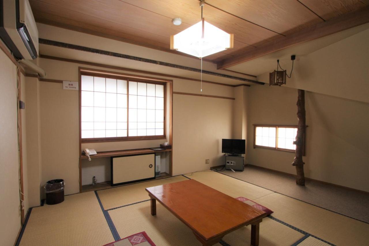Kawahiro Hotell Nozawaonsen Exteriör bild