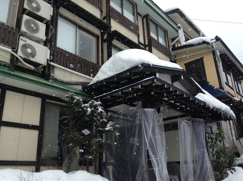 Kawahiro Hotell Nozawaonsen Exteriör bild