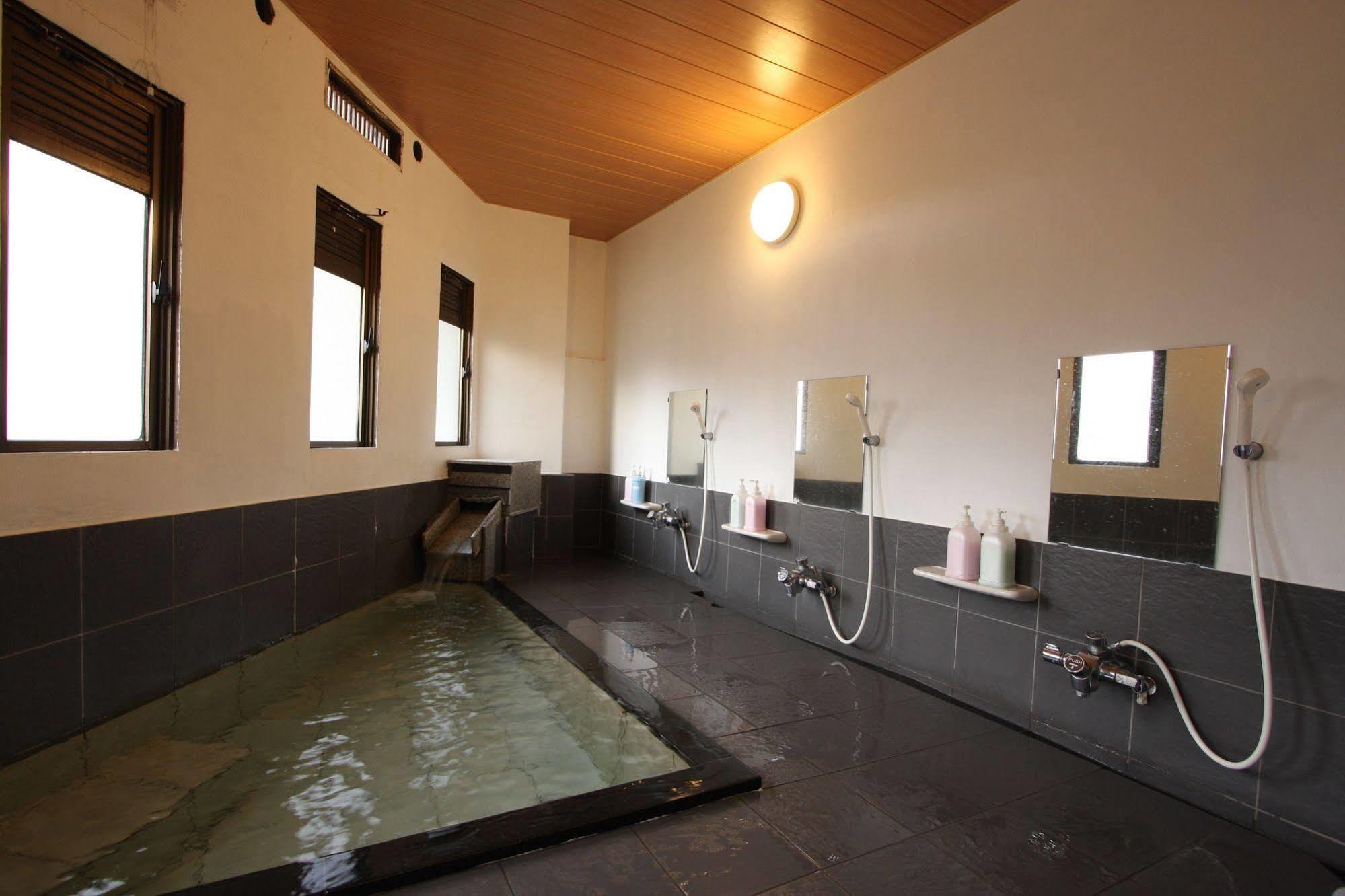Kawahiro Hotell Nozawaonsen Exteriör bild